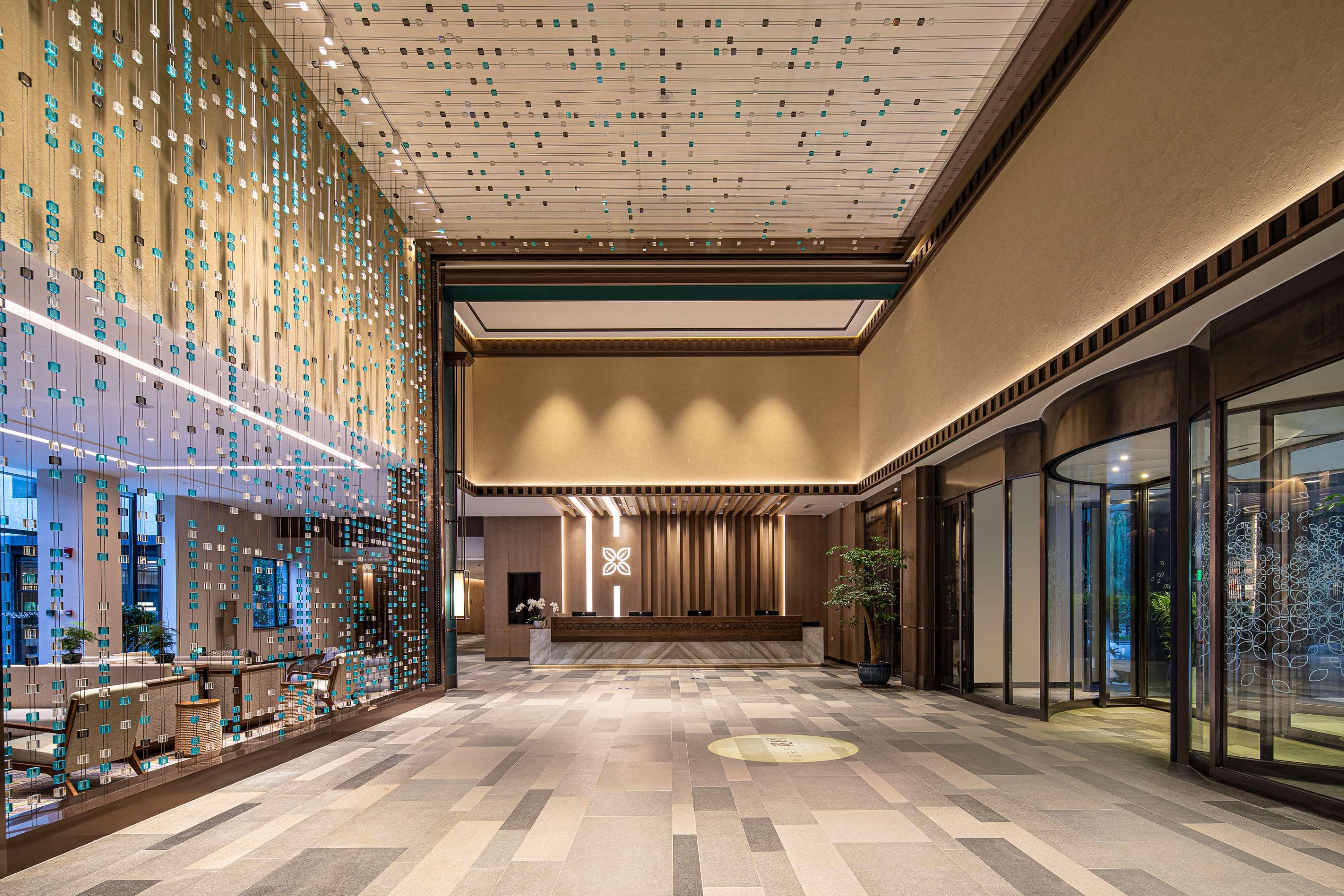 Hilton Jiuzhaigou Resort Zhangzha Town Ngoại thất bức ảnh