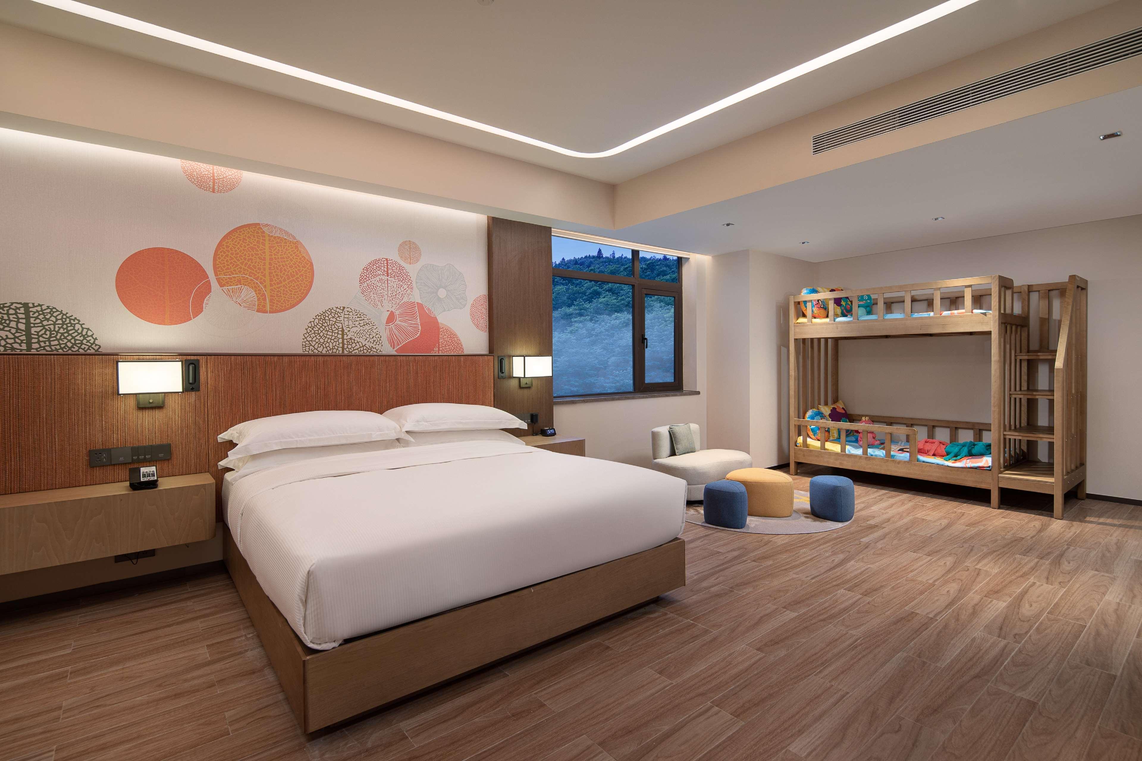 Hilton Jiuzhaigou Resort Zhangzha Town Ngoại thất bức ảnh